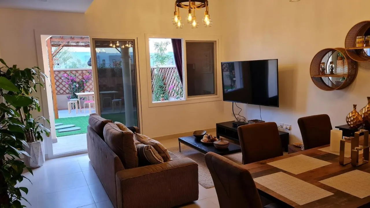 Villa Casa-Viva Dubaj 0*,
