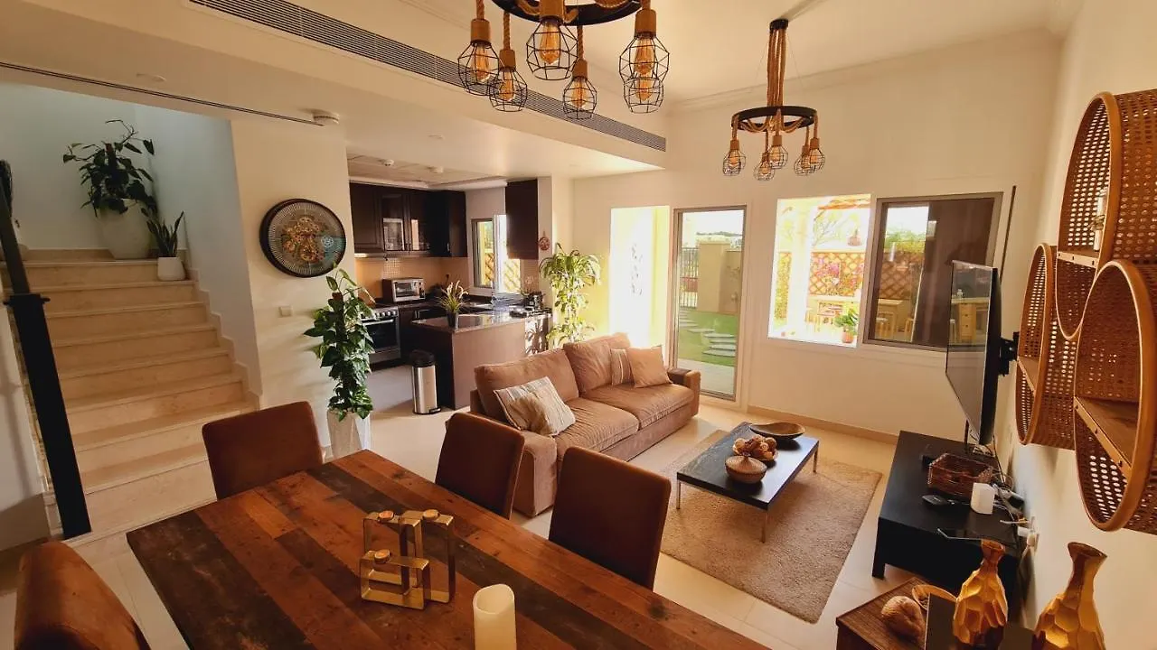 Villa Casa-Viva Dubaj 0*,